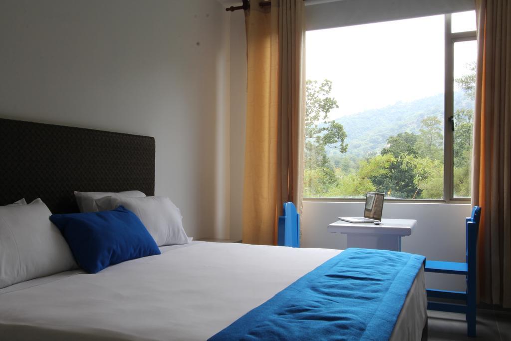 Hotel Ventura Loma Mesa de Ruitoque Bagian luar foto