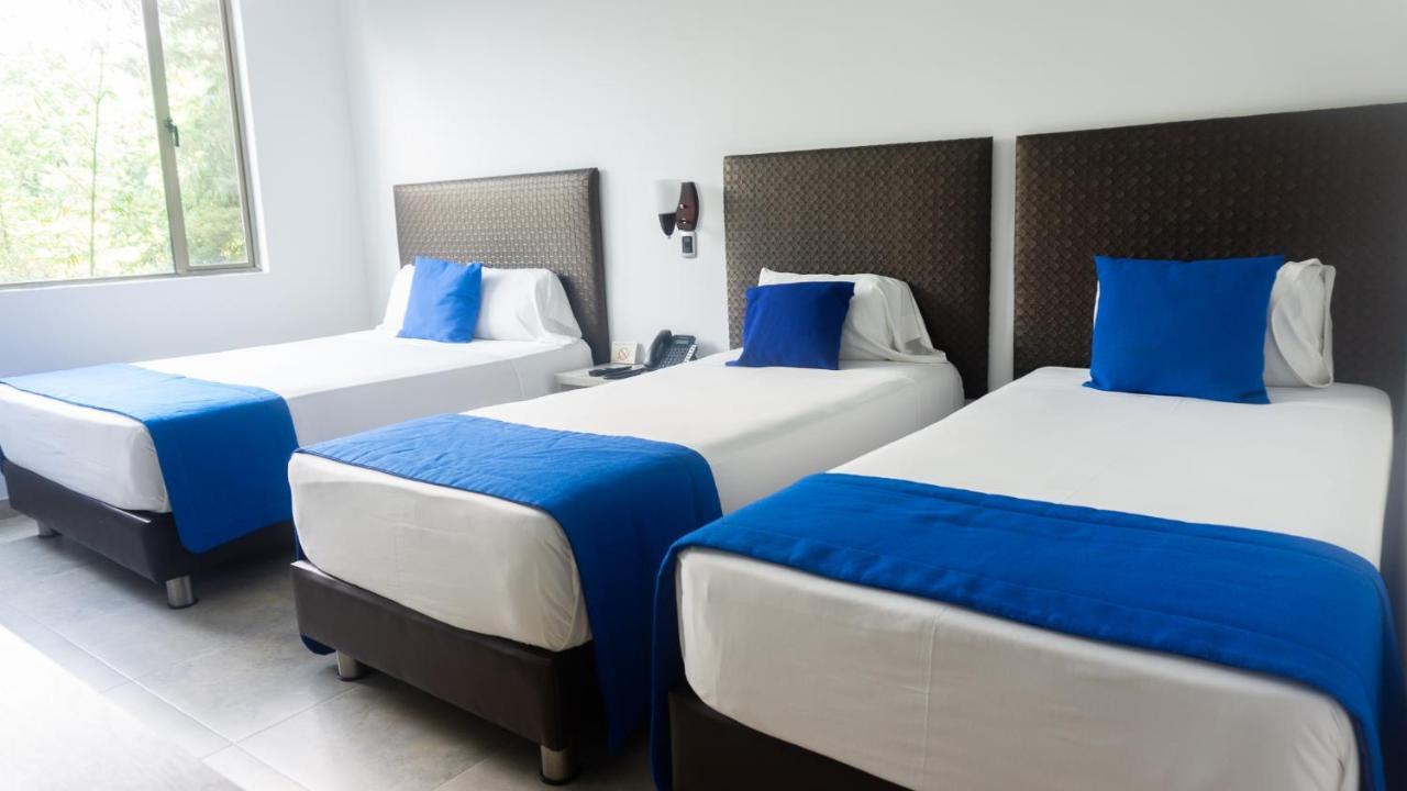 Hotel Ventura Loma Mesa de Ruitoque Bagian luar foto